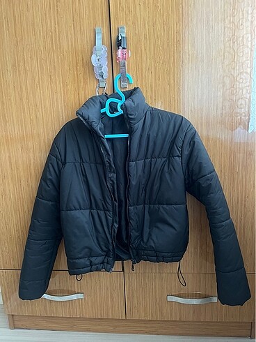 Crop Şişme Mont