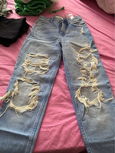Bershka mom denim jean