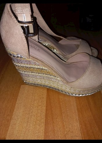 Bej Süet Dolgu Topuklu Kadın Sandalet - Görsel 7