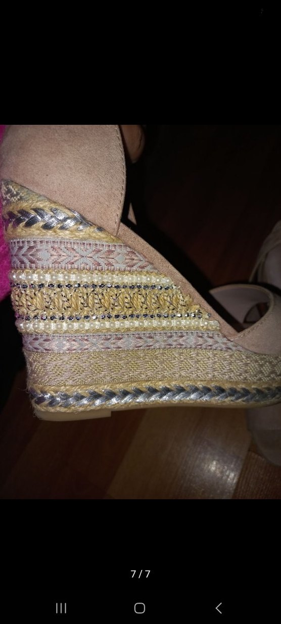 Bej Süet Dolgu Topuklu Kadın Sandalet - Görsel 4