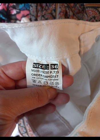 Beyaz İşlemeli Payetli Kadın Pantolon - Görsel 2