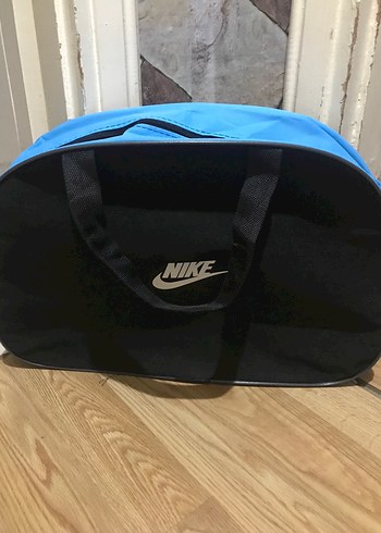 Nike Fermuarlı  Spor Çantası(Renkleri mevcuttur) - Görsel 4