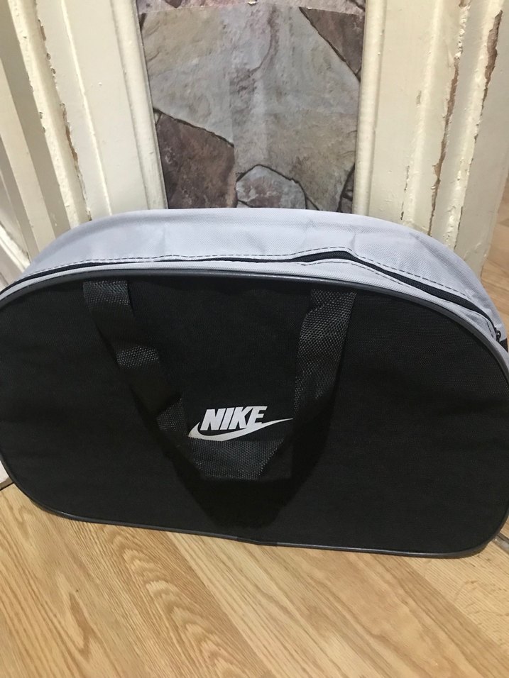 Nike Fermuarlı  Spor Çantası(Renkleri mevcuttur) - Görsel 2