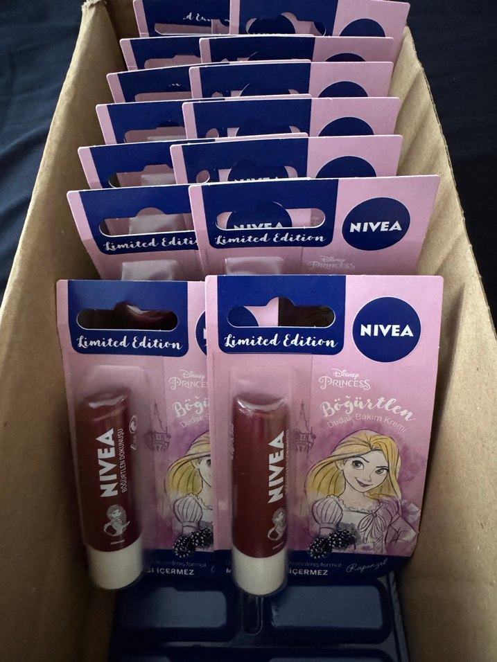 ALANA KÂĞIT YÜZ MASKESİ HEDİYE - Görsel 2