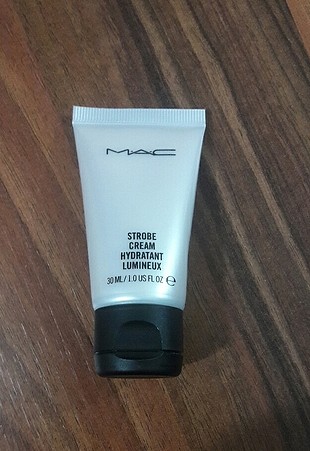 mac strobe cream 