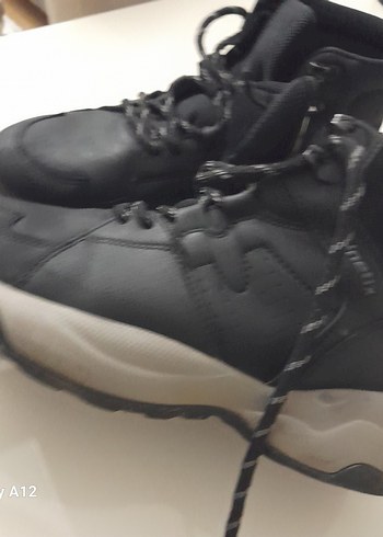Kinetix Siyah Bagcikli Gunluk Sneaker