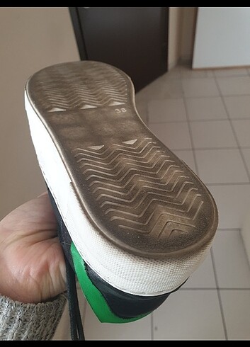38 Beden SNEKARS