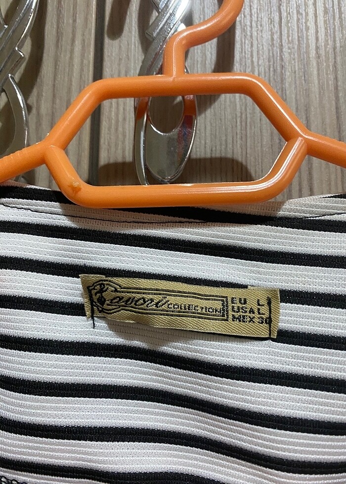 Siyah Beyaz Çizgili Ceket - Görsel 3