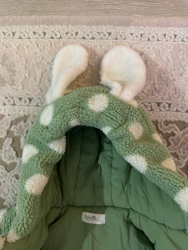 Kapüşonlu Yeşil Puantiyeli Bebek montu - Görsel 2