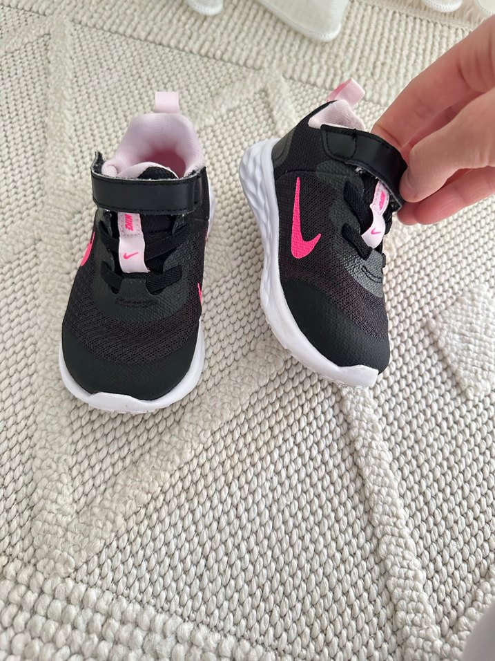 Kız Çocuk Siyah Pembe Spor Ayakkabı - Görsel 2