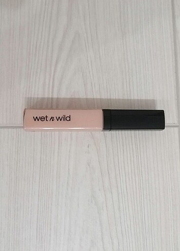 Wet n Wild Kapatıcı Ligt Ivory