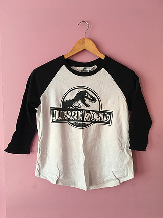 Jurassic World tshirt