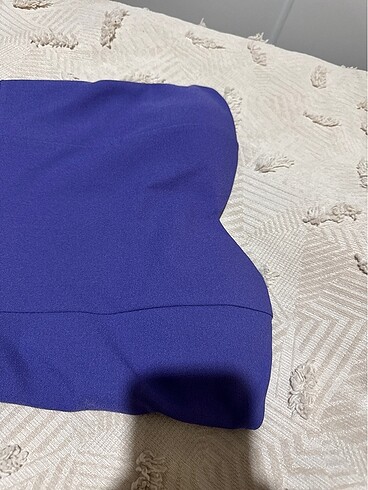 Bershka Mor straplez ve göğüs pedli elbise