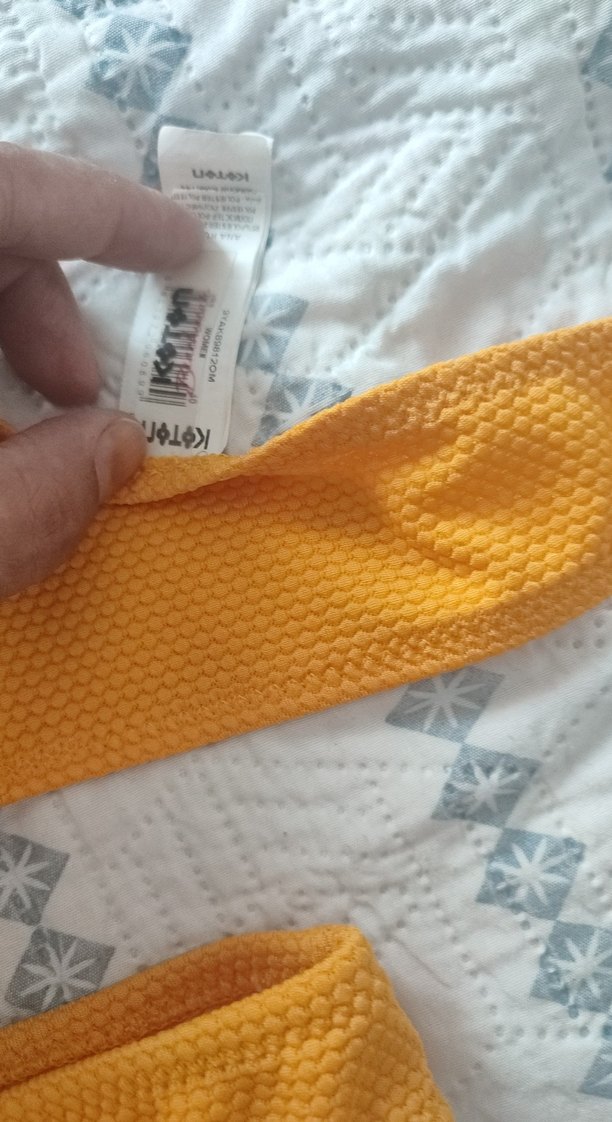 Sarı Boyundan Askılı Bikini - Görsel 2