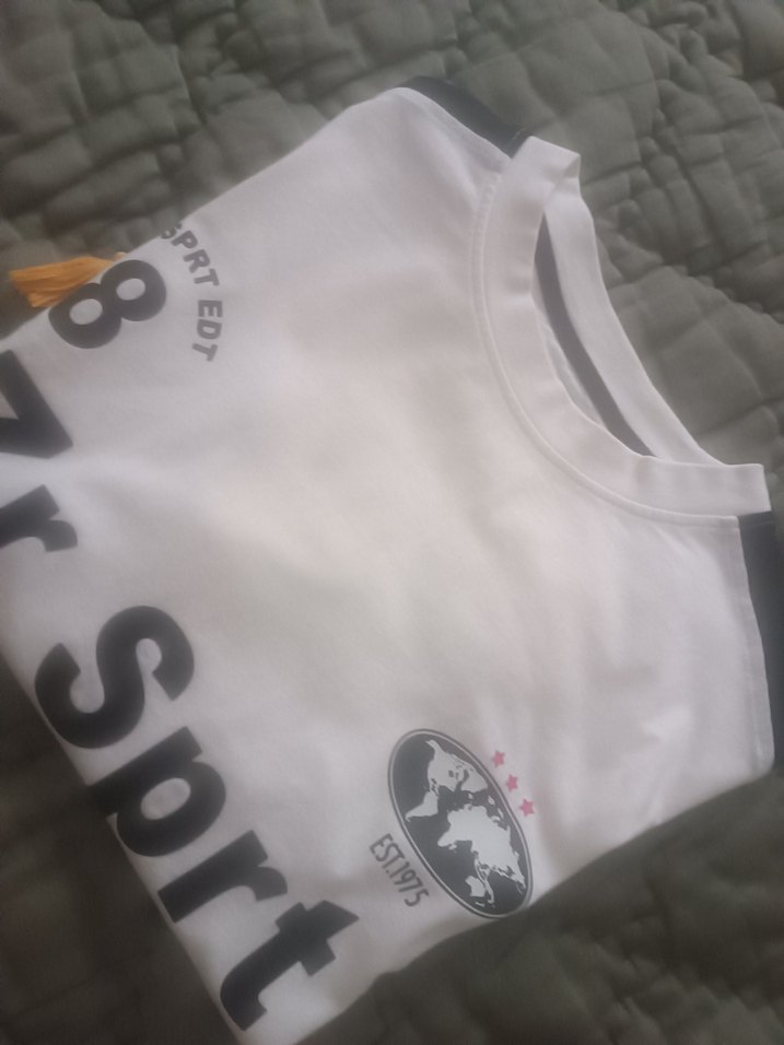 Beyaz Siyah Baskılı Erkek Spor Tişört - Görsel 4