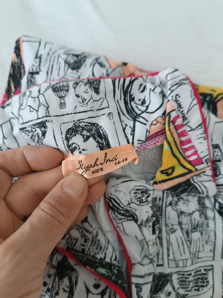 Renkli Baskılı V Yaka Kadın Gömlek - Görsel 4