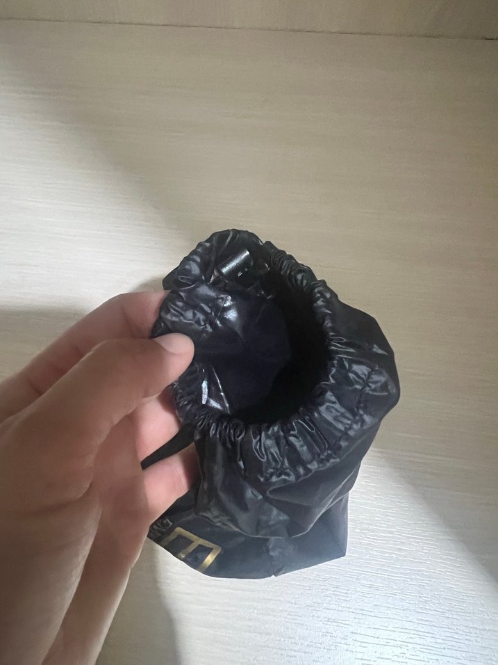 Siyah Baskılı yagmurluk Çantası - Görsel 4