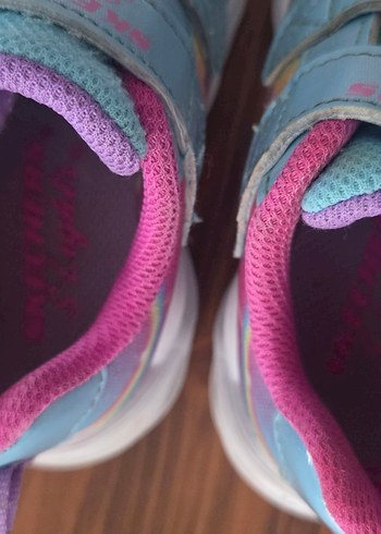 Skechers Renkli Bağcıksız Kız Çocuk Spor Ayakabı - Görsel 6