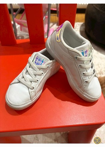 Lacoste Beyaz Minimalist Kadın Spor Ayakkabı - Görsel 7