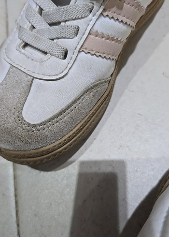 Kız Çocuk Beyaz Gri Cırtlı Spor Ayakkabı - Görsel 5