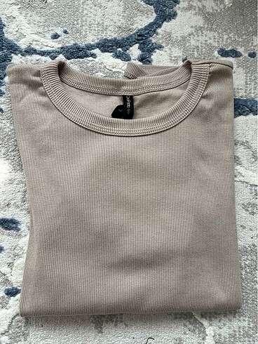 DeFacto t-shirt