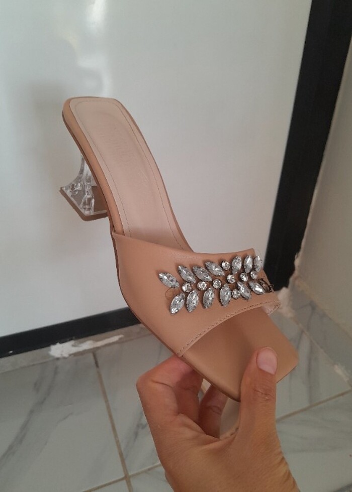 Topuklu terlik - Görsel 5