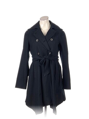 Zara Trenchcoat %70 İndirimli.