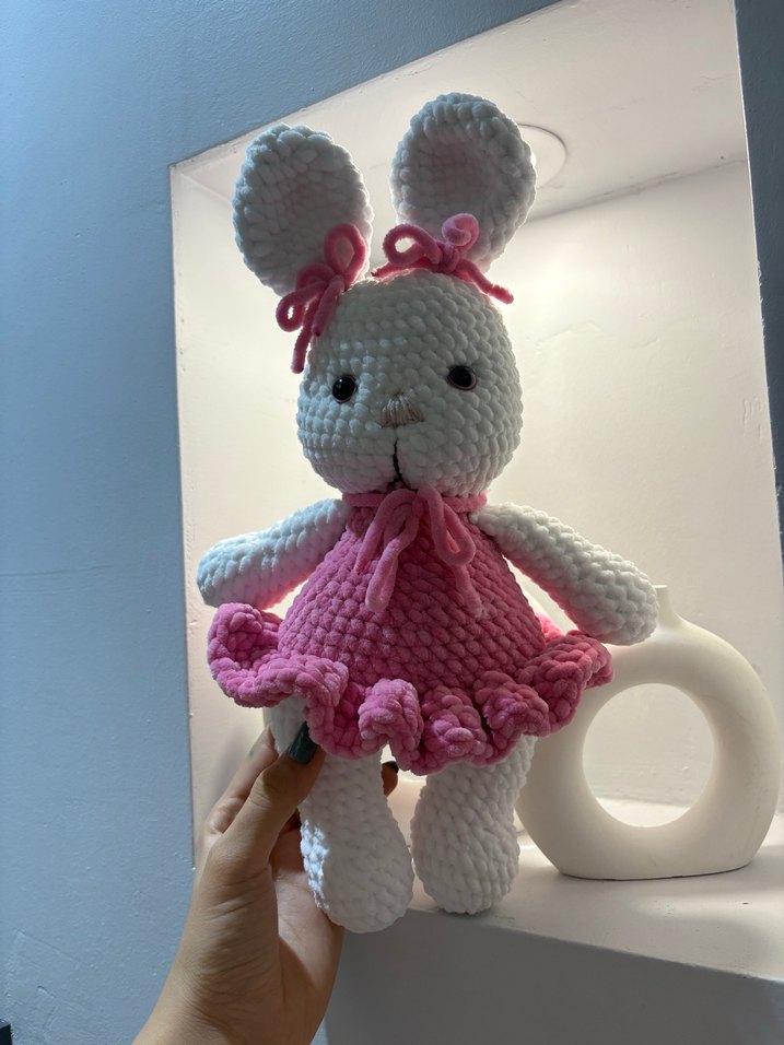 Pembe El Örgüsü Tavşan Peluş Oyuncak - Görsel 3