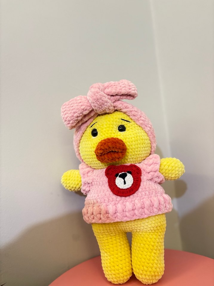 Pembe Fiyonklu Sarı Peluş Oyuncak - Görsel 4