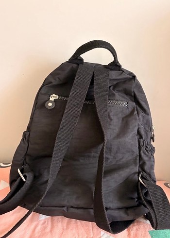 Siyah Kadın Sırt Çantası - Görsel 2