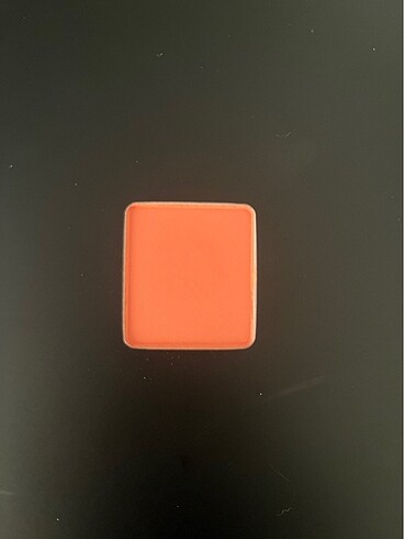 Inglot far