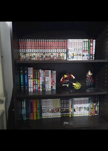 Çeşitli Çizgi Roman ve Manga Kitapları