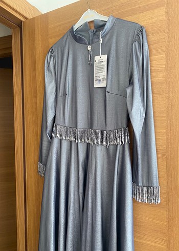 Boncuklu abiye elbise