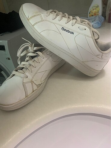 43 Beden beyaz Renk Reebok erkek ayakkabı