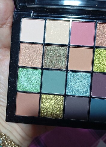 NYX Nyx far paleti