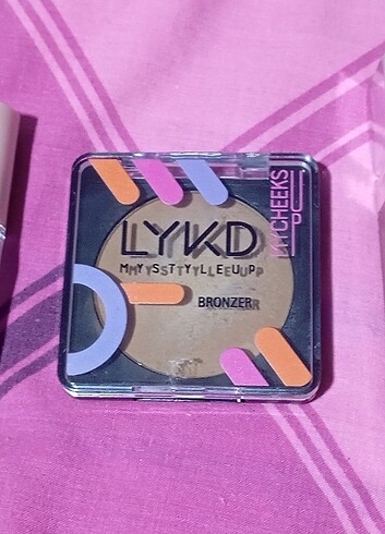 Lykd bronzer flormar likit ruj physicians formula likit ruj seti