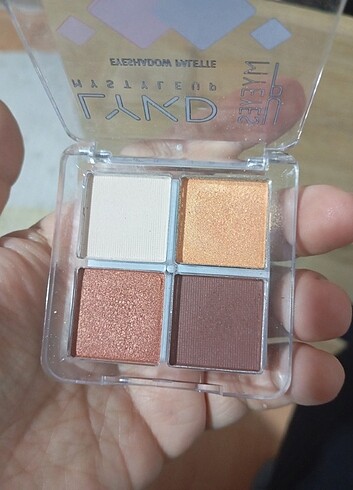 Beden Lykd far paleti avon siyah oje note lip Gloss