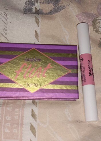 Beden Far paleti flormar tint ve essence kaş serumu maskarası seti