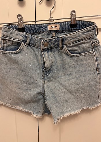 Only Acik Mavi Tasli Denim Sort