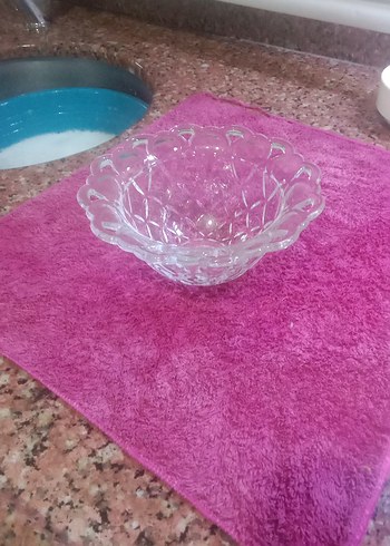 Diğer Beyaz Kapaklı Kristal Desenli şekerlik