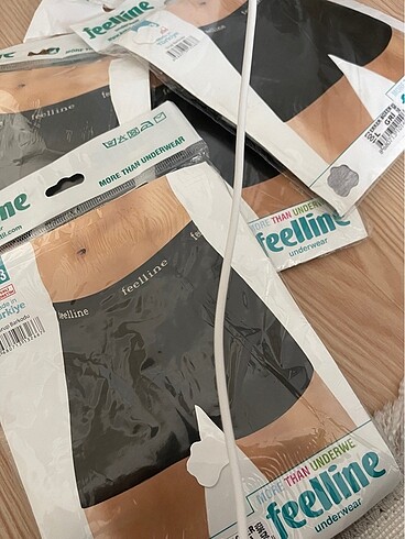 Feelline