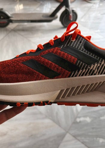 çeşitli markalarda muhtelif ayakkabılar - Görsel 8