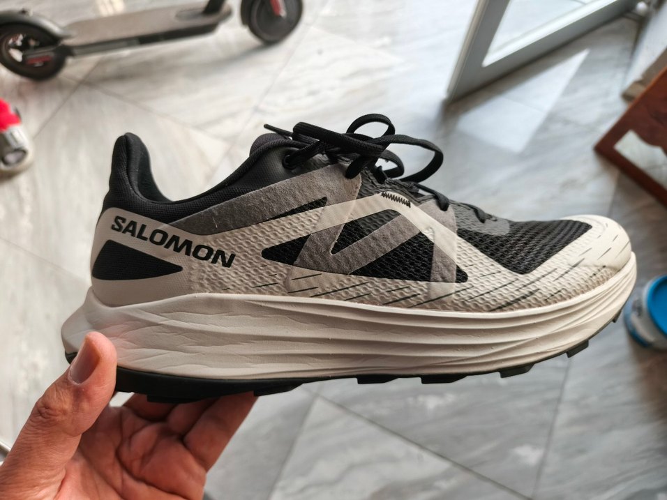 çeşitli markalarda muhtelif ayakkabılar - Görsel 5