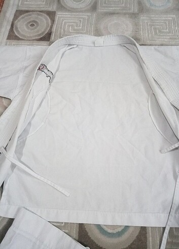 10 Yaş Beden beyaz Renk Çocuk Karate kıyafeti