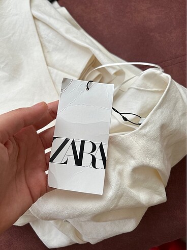m Beden beyaz Renk zara elbise