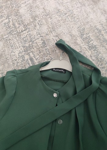 Dökümlü Yeşil kolları taşlı tesettür takım - Görsel 4