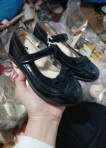 Kız Çocuk Siyah Tokalı Babet Ayakkabı - Görsel 2