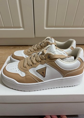 37 Beden GUESS Kadın Dolgu Topuk sneaker Spor Ayakkabı