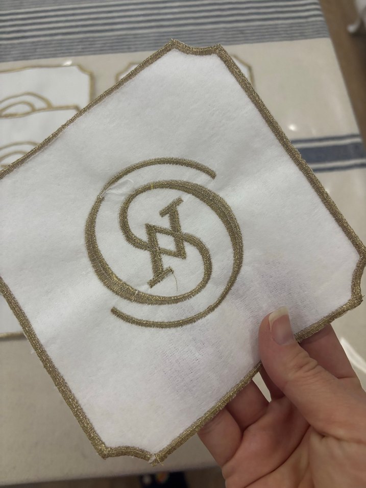 Vakko model gold İşlemeli sunum Peçeteleri - Görsel 2