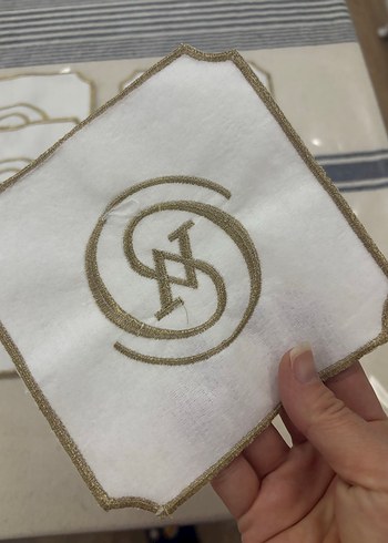 Vakko model gold işlemeli sunum peçeteleri - Görsel 8